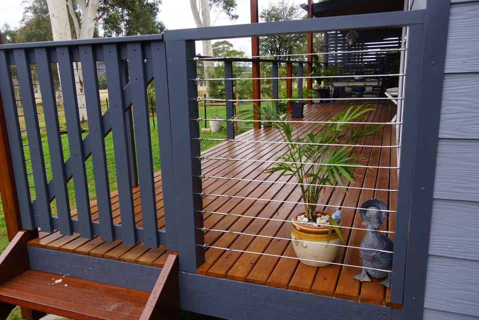 entry to secure gated deck, Little Finchley