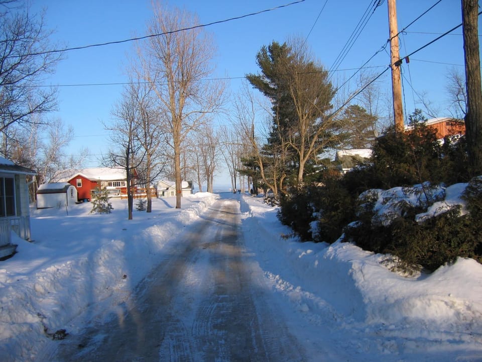 500ft to the lake at the end of this road
