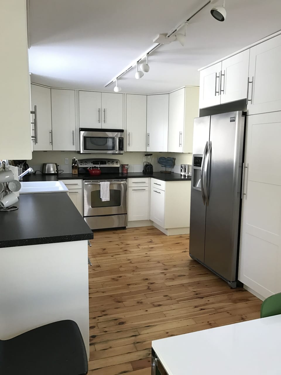 Spacious kitchen