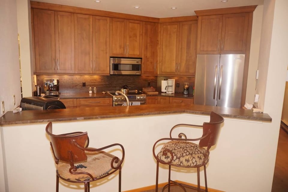 Breakfast Bar