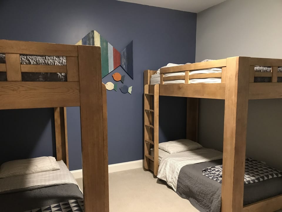 Bunk room
