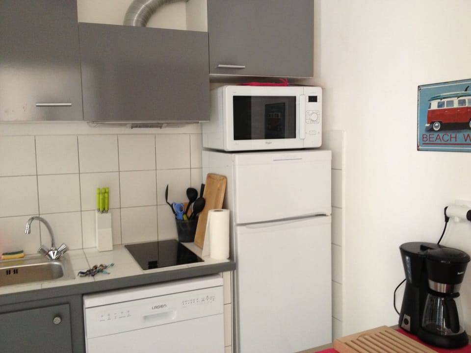 The kitchen corner with the facilities