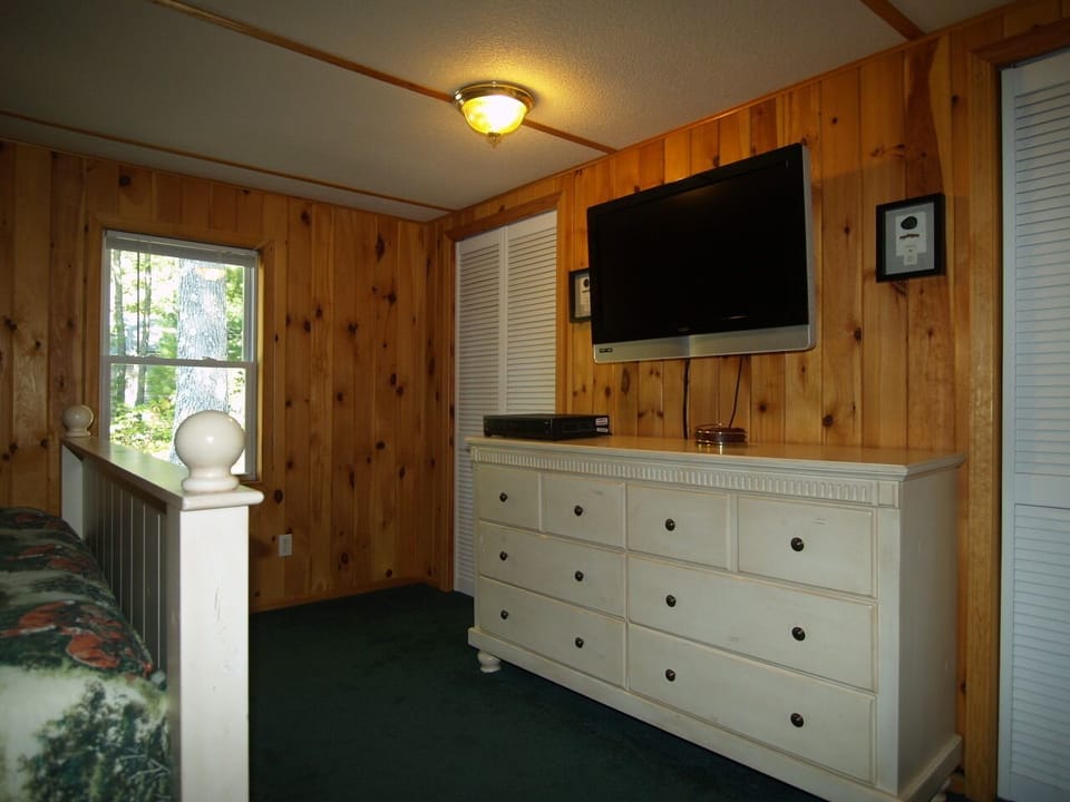 King Bed, Night Stands, Closets, Dressers, Flat Screen Satellite TV