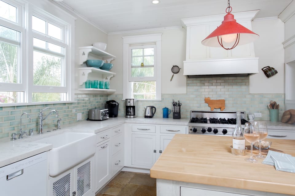 Fully stocked kitchen with Viking stove