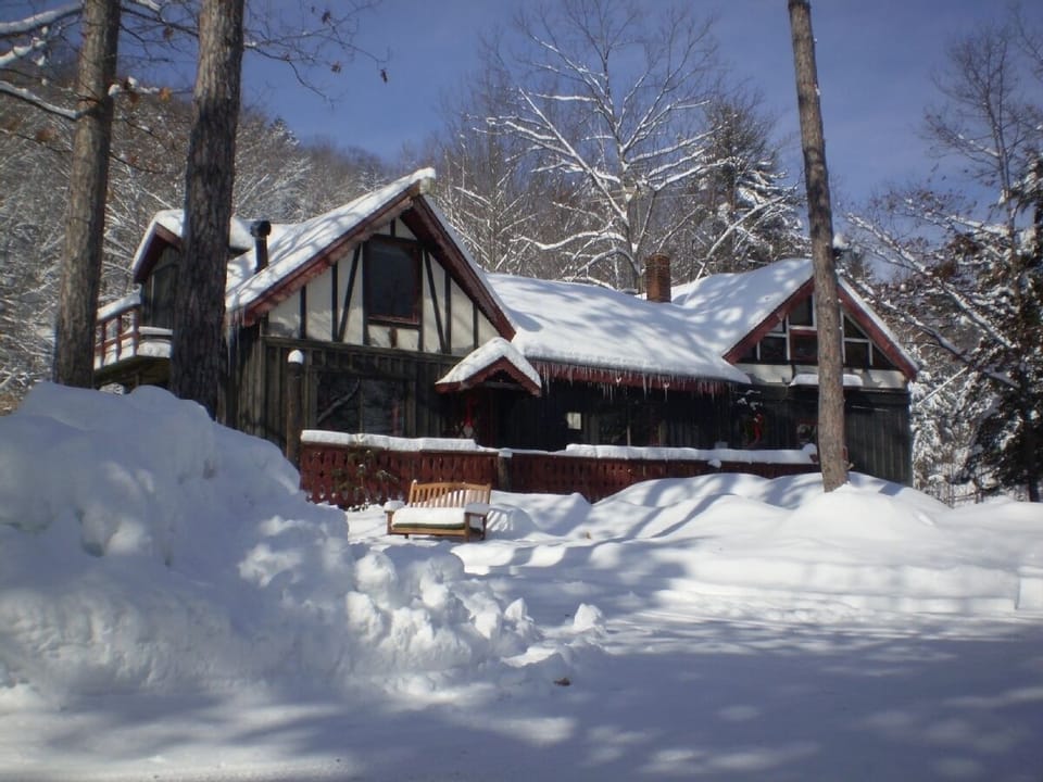 Winter wonderland, sleeps a dirty dozen & the dog