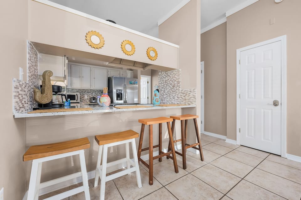 Pass-through kitchen bar