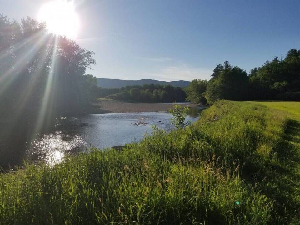 10 minute walk to the river and 1st bridgle path, and beach