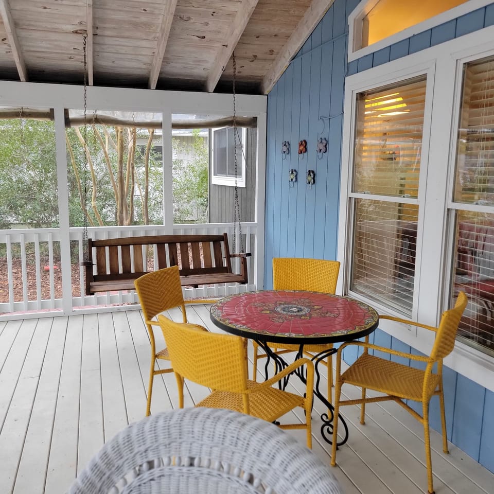 Front screened porch