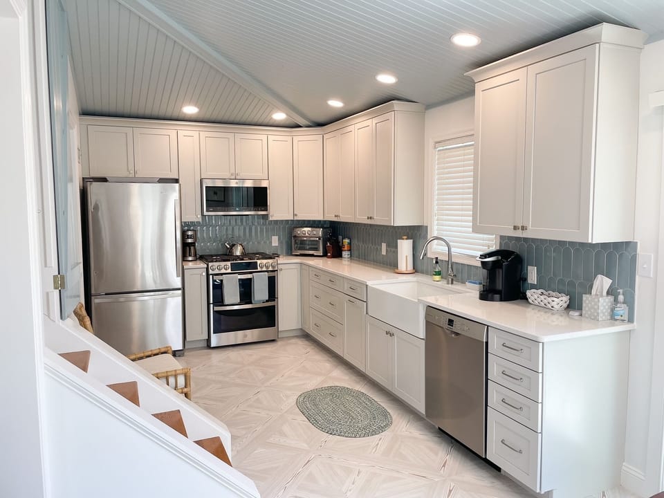 Fully equipped kitchen - lovely large space to cook.