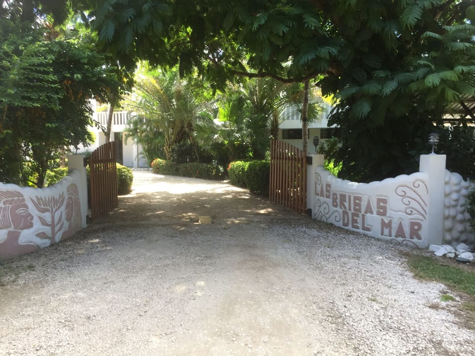 Entrance to Las Brisas
