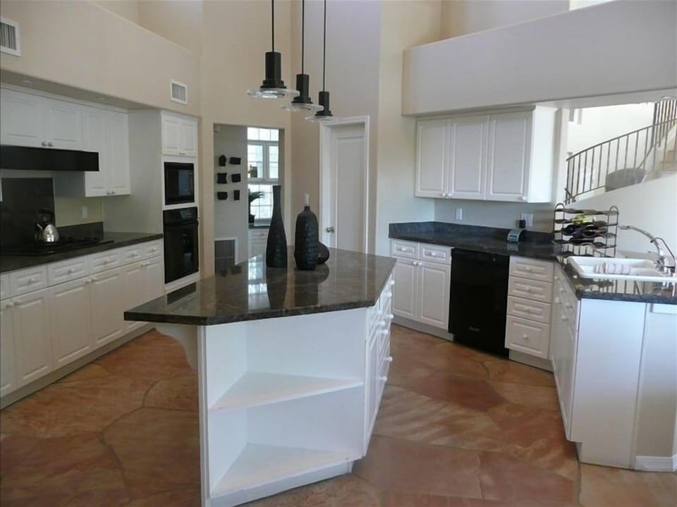 Bright Sunny Kitchen