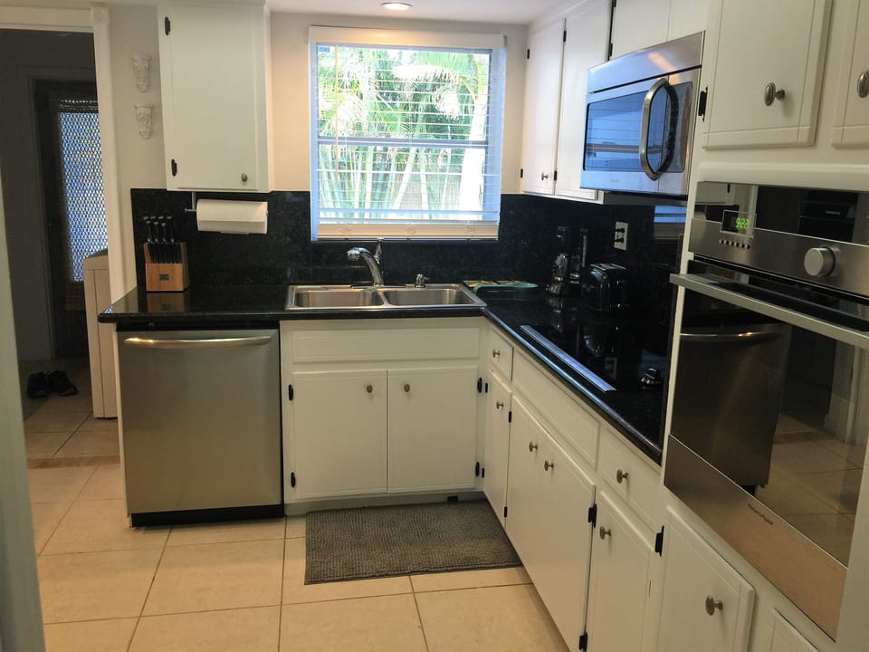 Fully functioning kitchen!