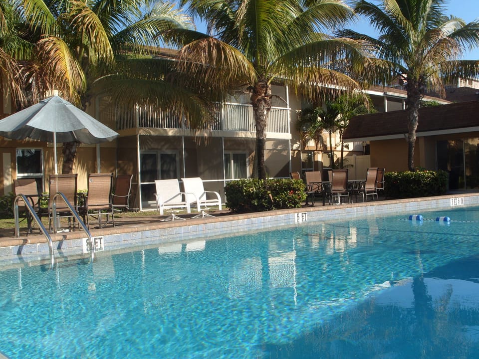 Exterior Pool area