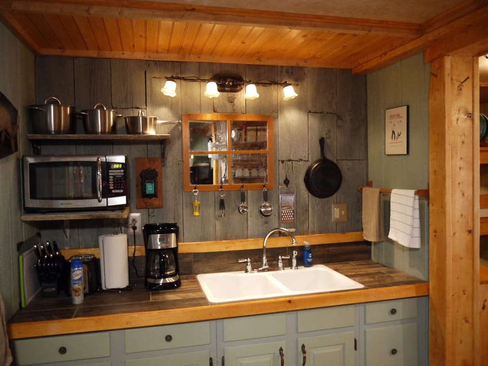 fully stocked kitchen