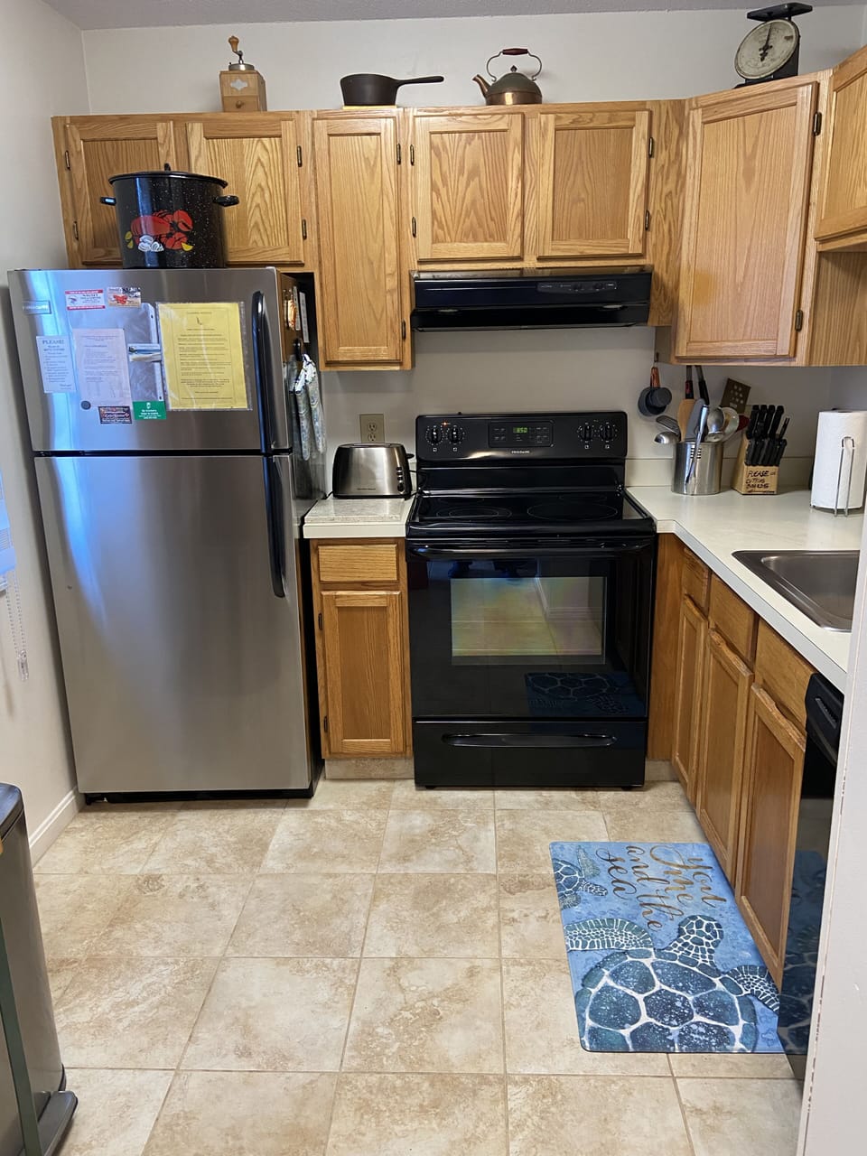 Fully equipped kitchen 