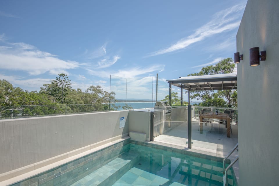 Private plunge pool.