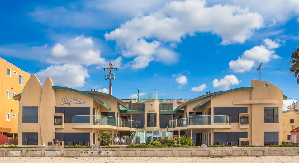 This is the Surf Rider, the building is right on the beach/boardwalk. 