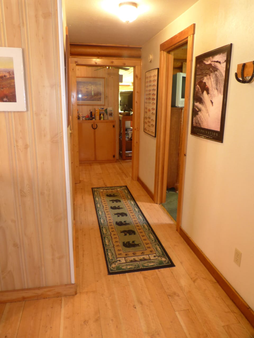 Hall way to Great Room