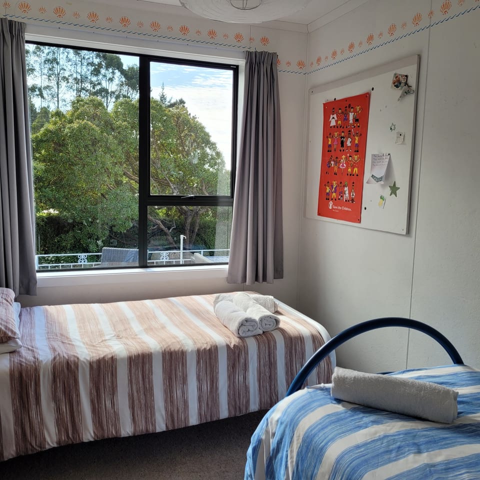 Sunny middle bedroom