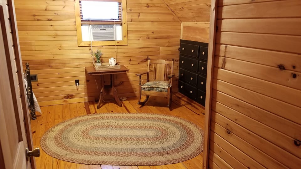 Upstairs Bedroom entry