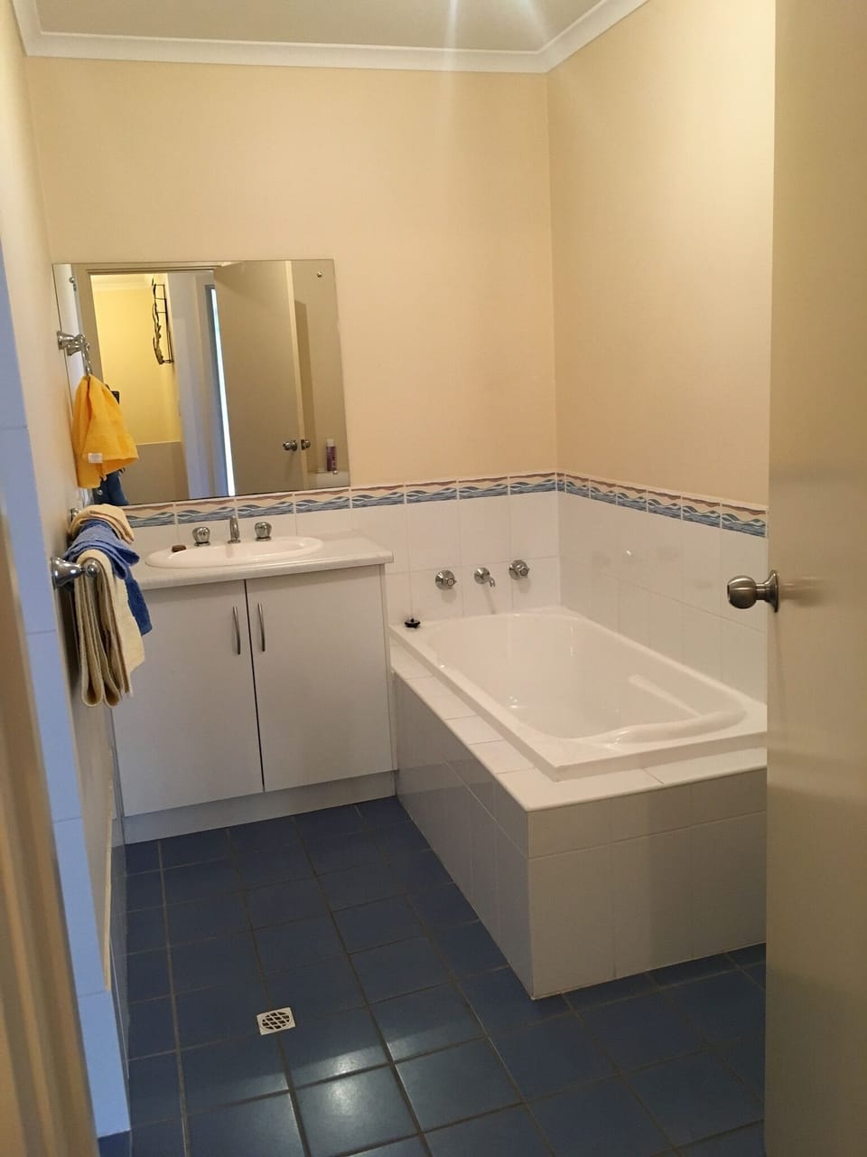 Main bathroom.