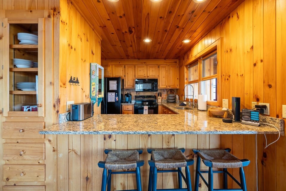 Updated Kitchen with Granite Counters