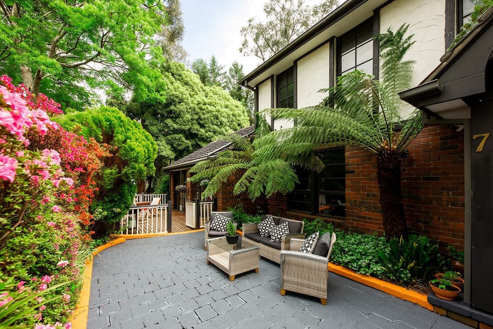 Front Gardens and Patio - Common area to enjoy with other guests