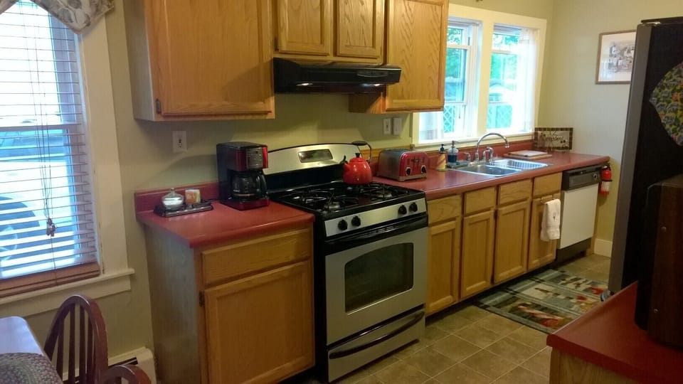 Kitchen with all the amenities you need.