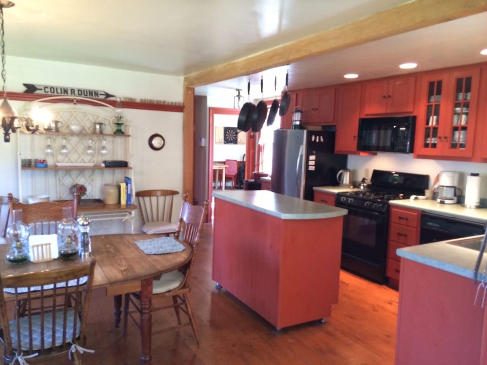 Gourmet kitchen with everything you need.