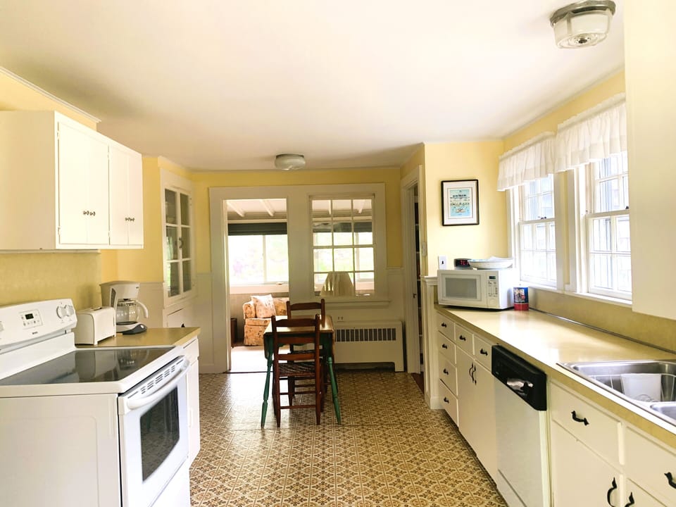 Large fully equipped kitchen