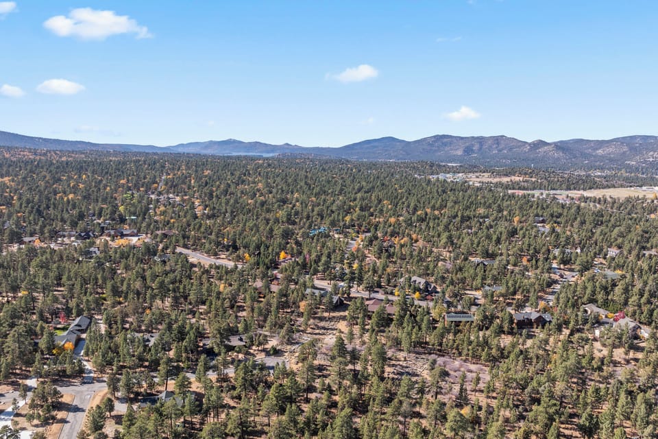 Bird's Eye View of the Property Surroundings