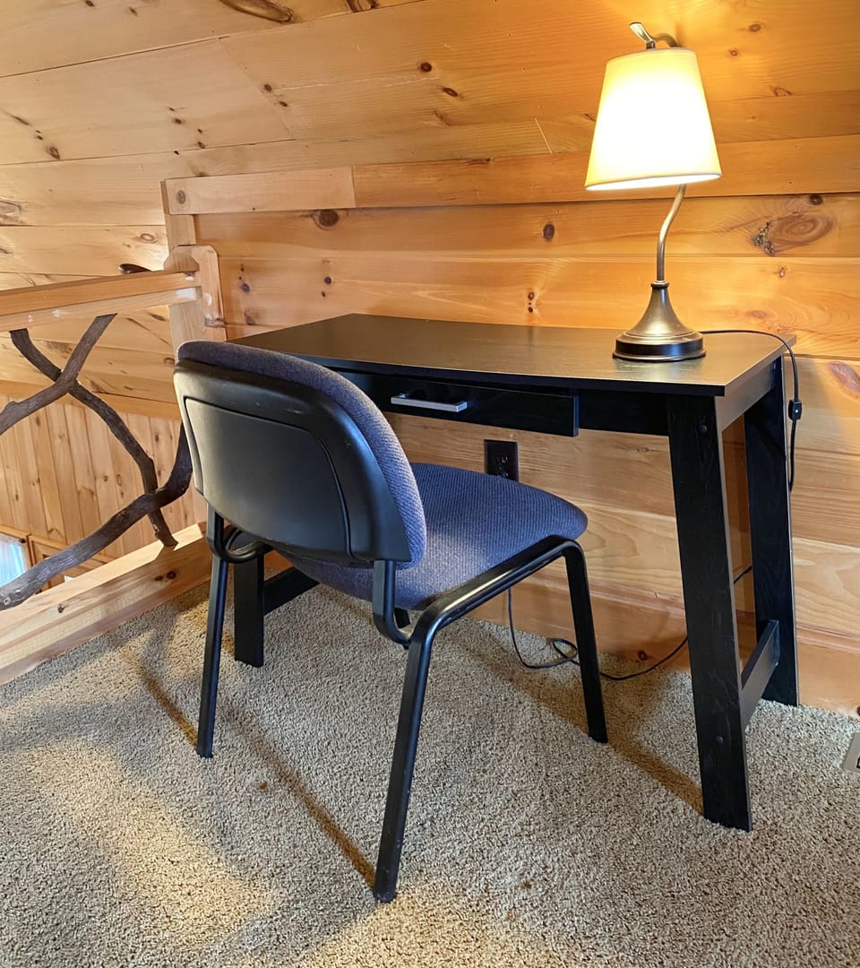 Workstation in Loft.