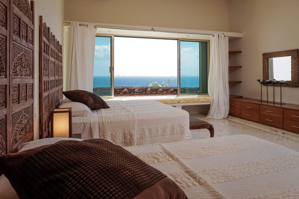 mango guest suite
