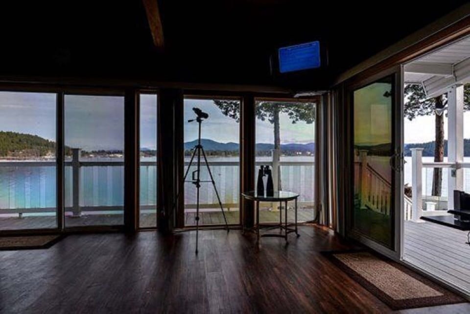 Floor to ceiling window living area