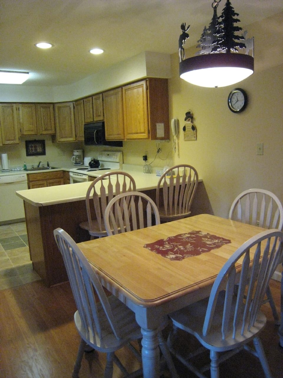 Kitchen: All Appliances & Coffee (Keurig)/Microwave/Toaster