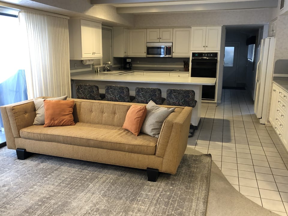 Den + Kitchen