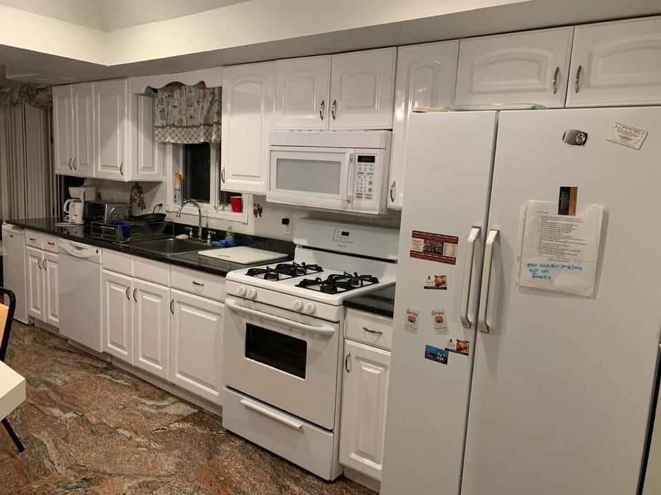 downstairs kitchen