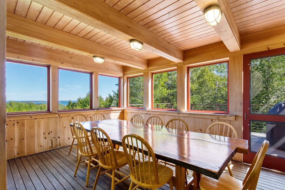 Screened porch, looking out to grill deck