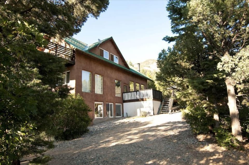 Southern elevation with glimpse of the huge upper view deck