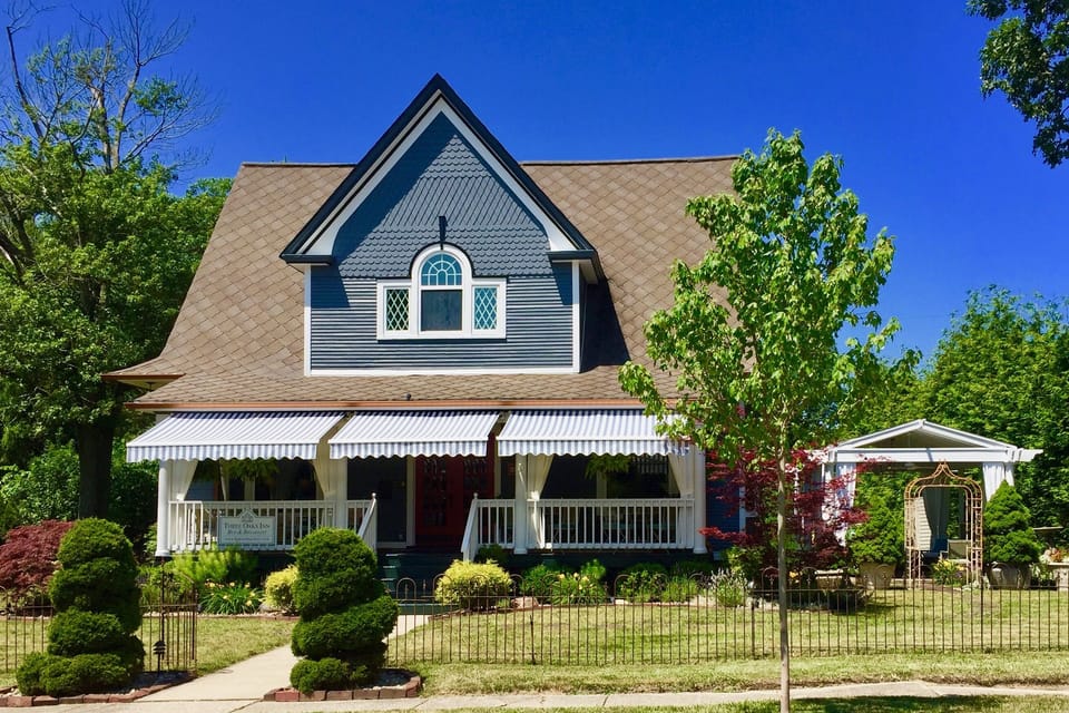 Three Oaks Inn the premier luxury rental in Three Oaks, MI.