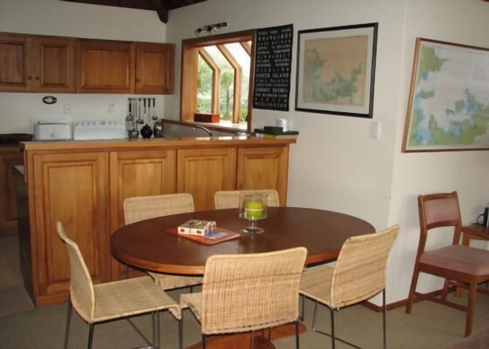 Dining / Kitchen