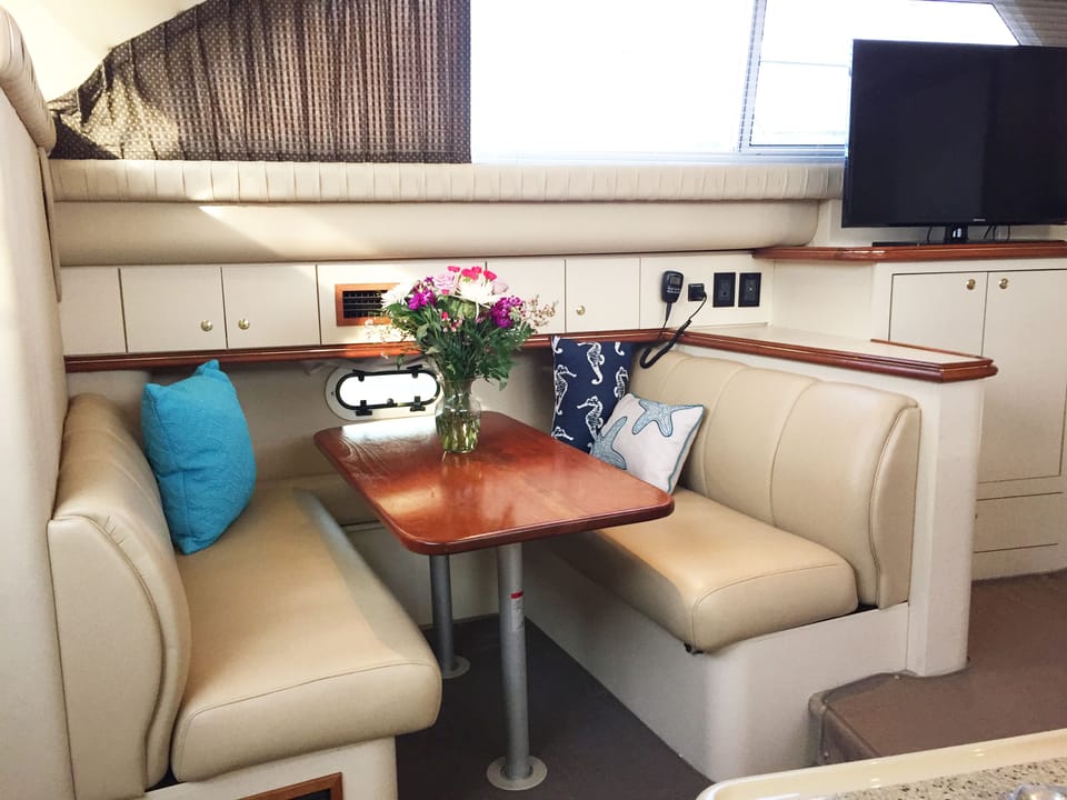 Dinette converts to a bed as well. 