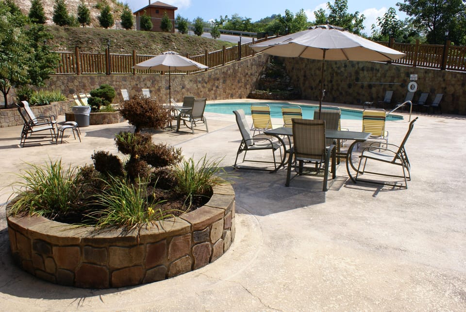 Pool Time Paradise!!!!