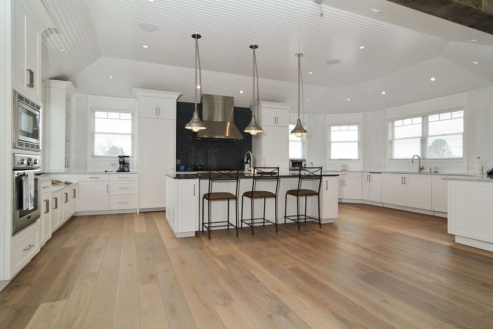 Huge Kitchen with Counter Seating