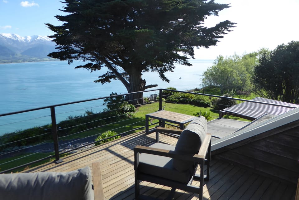 view to swing seat