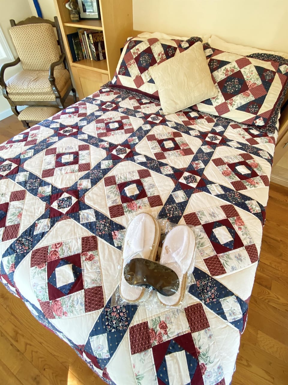 Enjoy complimentary slippers and eye masks.