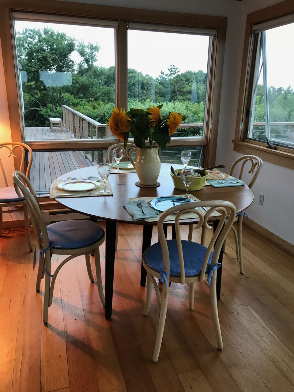 Dining area. Table expands to seat 12.