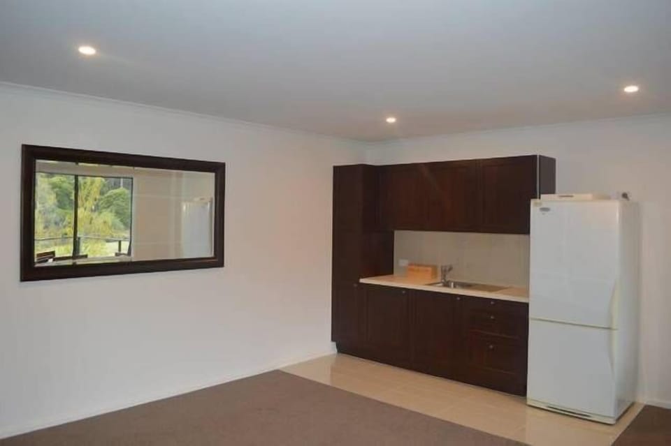 3rd Storey Kitchenette