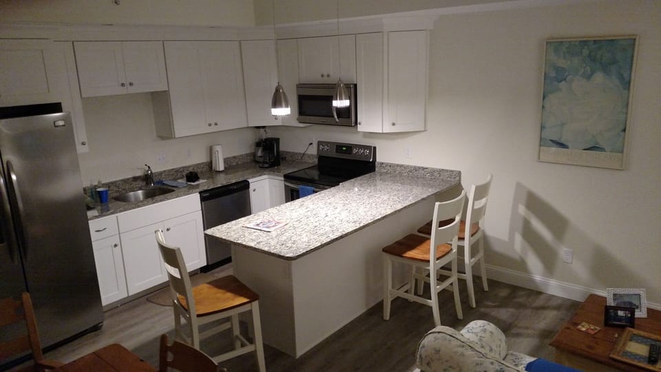 kitchen/family room
