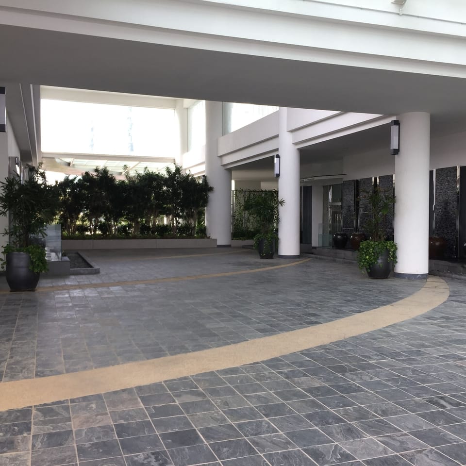 Common Area 1